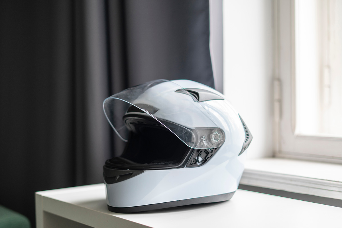 Gries-Lackierungen-Landau-Lackiererei-auto-lackierung-helm